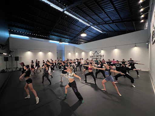 Academia baile Dance Factory Tlaquepaque