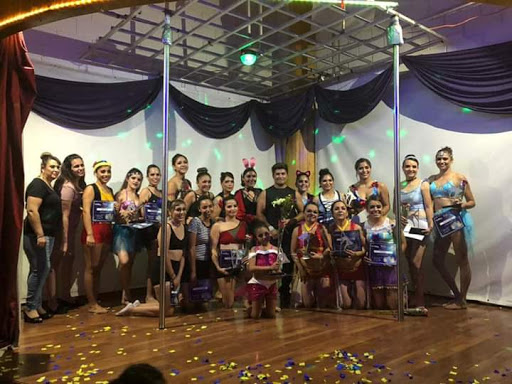 Academia baile Danny De La Fuente Pole & Beauty Salon