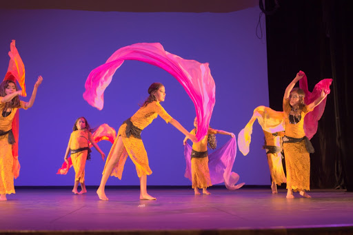 Academia baile Dem Alterno. Academia De Danza