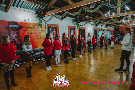 Academia baile T N'Salsa Latin Dance Studio